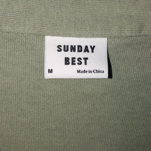 Aritzia Sunday best cropped long sleeve - Picture 1 of 3